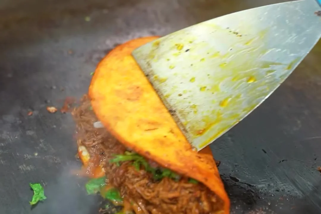Birria Taco frisch von der Plancha
